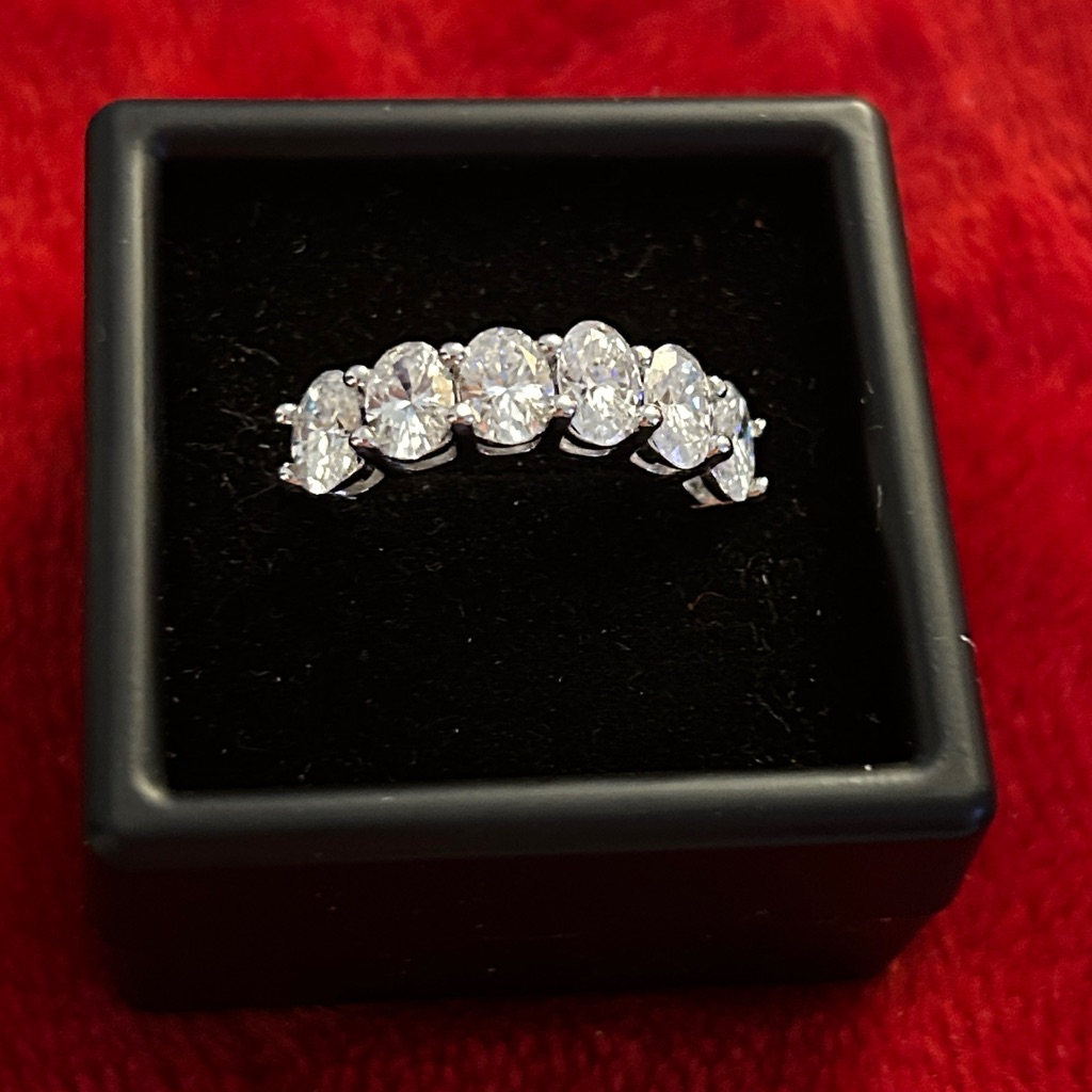 Moissanite Diamond 925 Sterling Silver Oval Cut Women's Ring Size 9 Retail $799